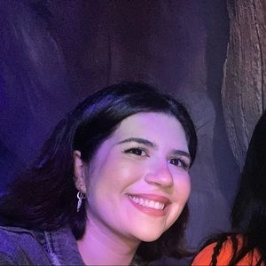 Meet your Posher, Jasmine